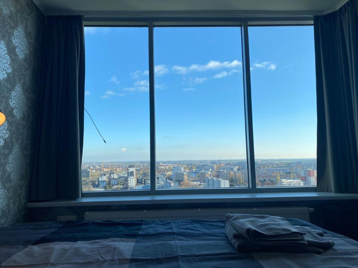 Fantastic View From The 20Th Floor Appartement Bratislava Buitenkant foto