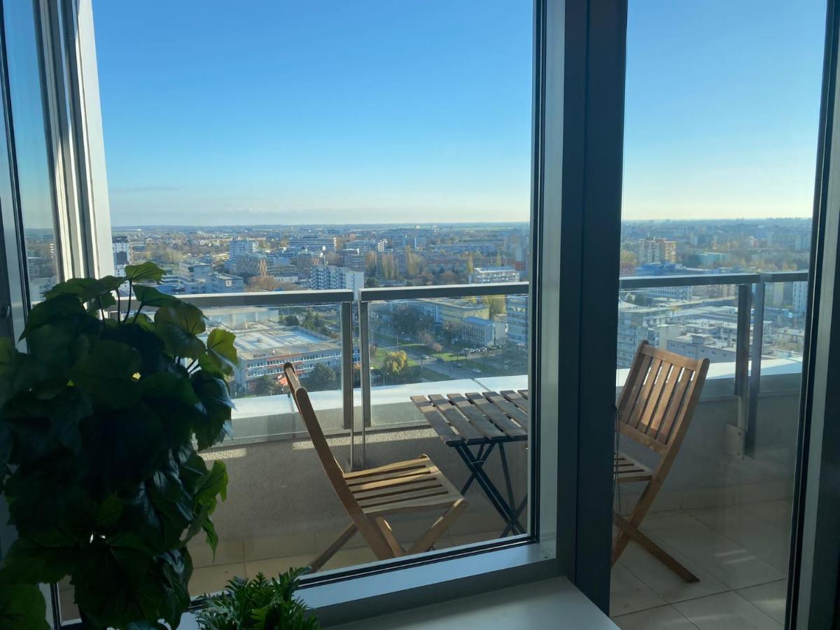 Fantastic View From The 20Th Floor Appartement Bratislava Buitenkant foto